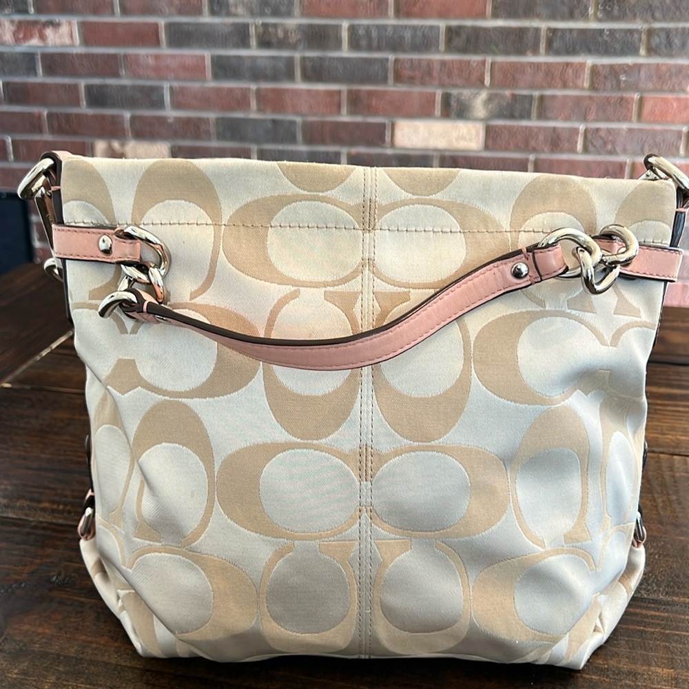 Coach shoulder bag